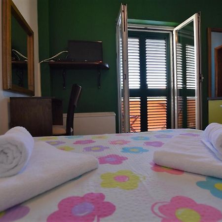 Hotel Pansion Hrga Vodice Exterior foto