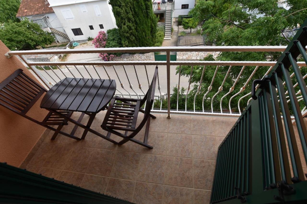 Hotel Pansion Hrga Vodice Exterior foto
