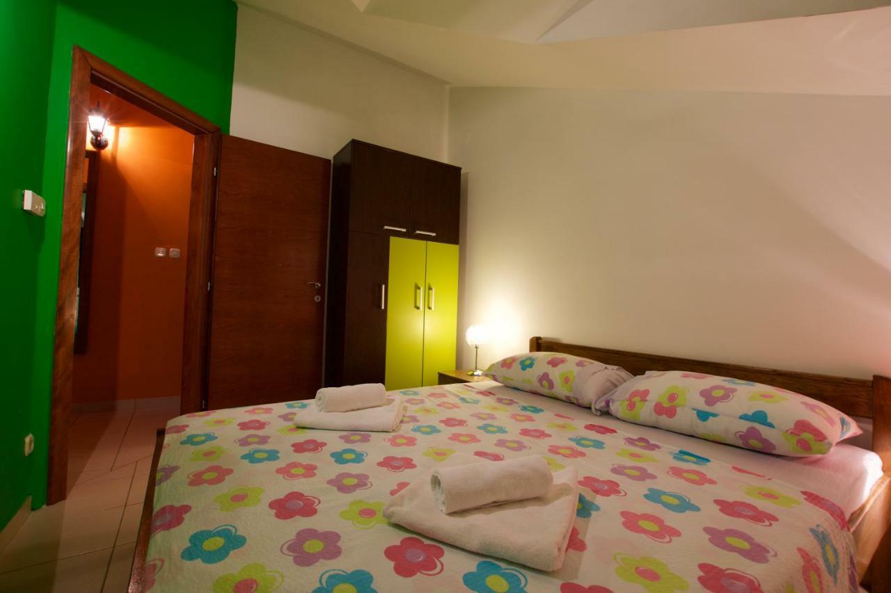 Hotel Pansion Hrga Vodice Exterior foto